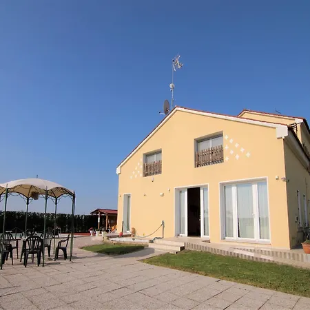 Countryside With Swimming Pool Sauna Less Than 20km From The Sea Santa Margherita (Veneto)